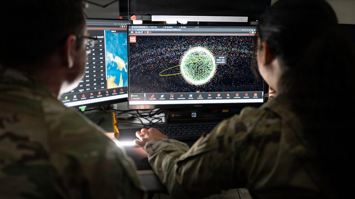 Tras 16 años y 8.000 millones de dólares, el nuevo software de GPS militar sigue sin funcionar