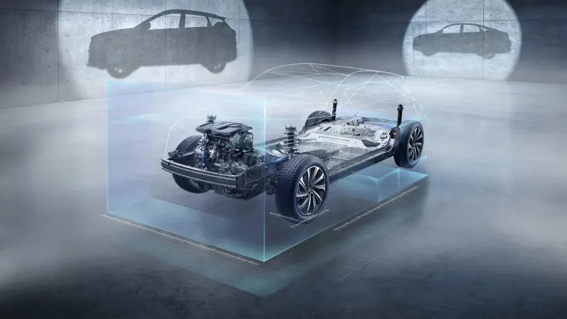 How Do Electric Cars Age After Thousands of Miles? The Reality vs. Combustion Engines
