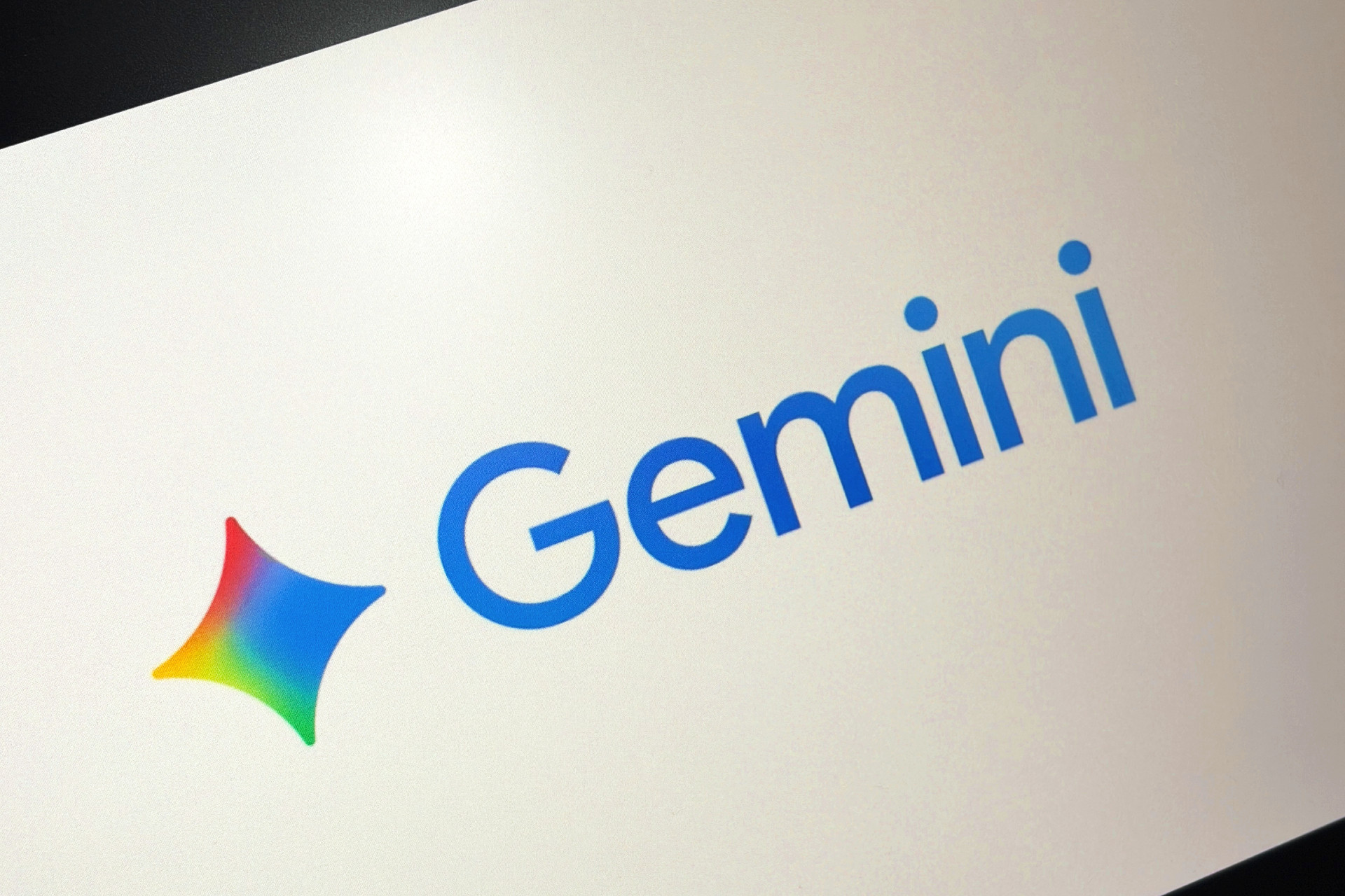 Google Gemini Now Generates Personalized Images with "Personal Intelligence"