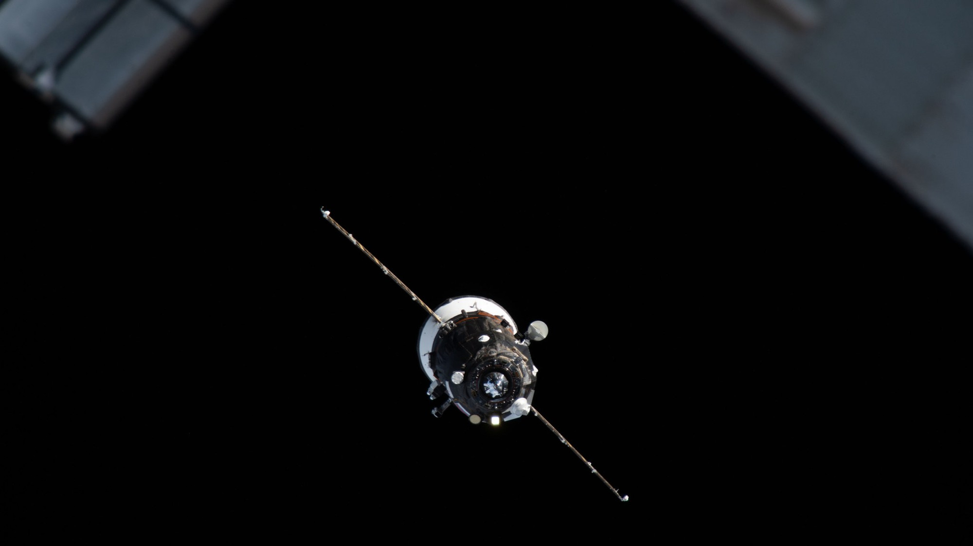 Progress 95 Launch and Docking at the ISS Scheduled for April 26