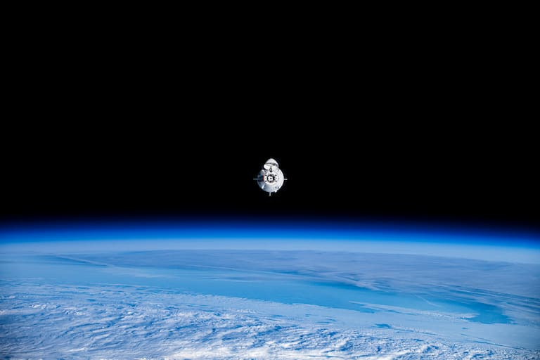 Discovery in orbital mechanics could cut Mars mission times