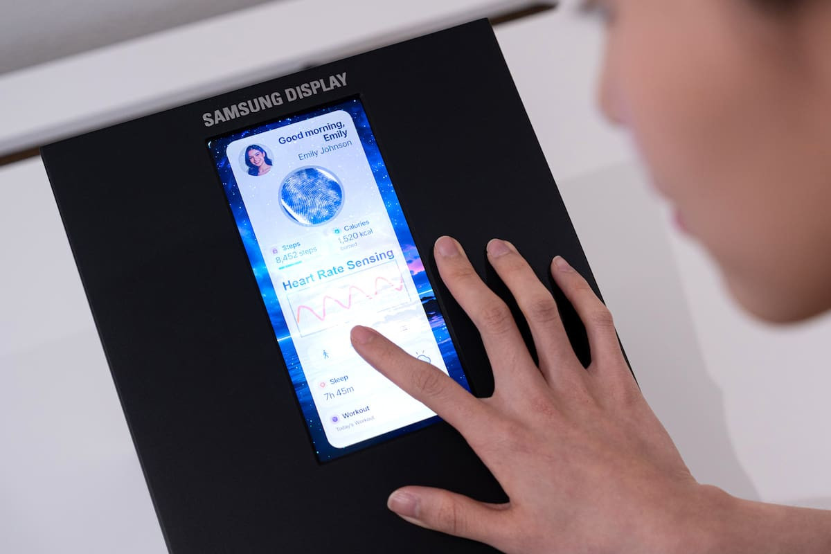 Samsung presenta pantallas OLED con sensor biométrico para smartphones