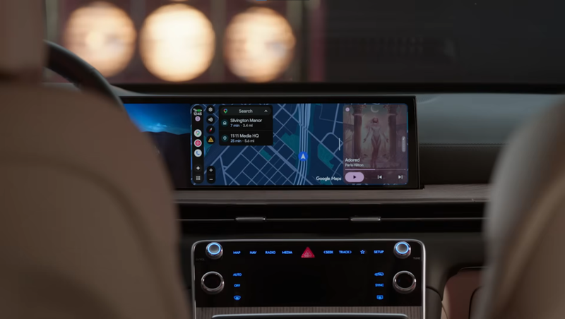 Google lanza la mayor actualización de Android Auto con IA, nuevo diseño y YouTube