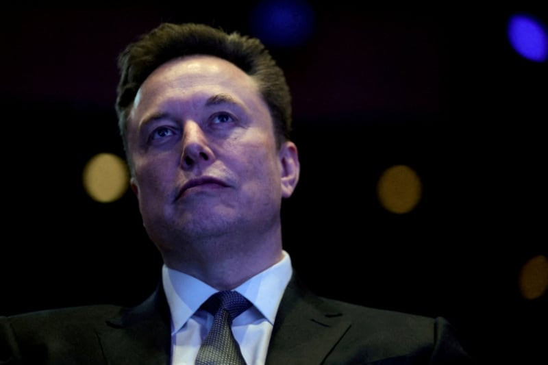 Talent Exodus at SpaceXAI Post-xAI Merger: A Setback for Elon Musk?