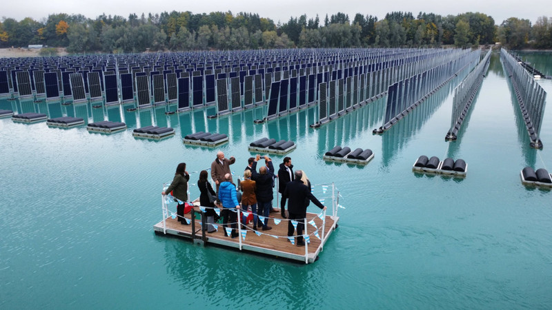 Germany Revolutionizes Solar Power with Vertical Floating Panels on a Lake