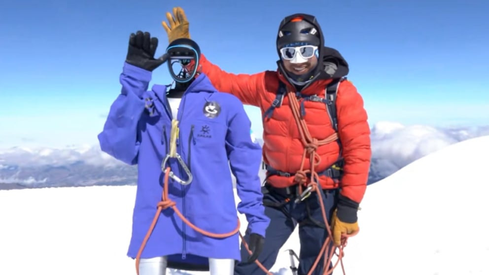 Humanoid Robot Pemba Climbs Chimborazo, Sets Sights on Everest Summit