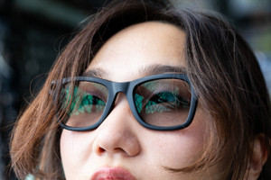 Meta desarrolla gafas inteligentes que graban audio y toman fotos constantemente